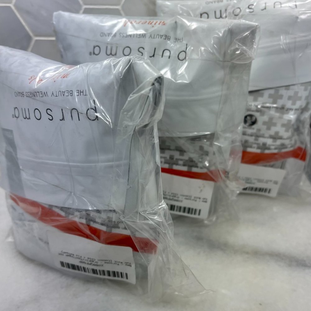 3 Pursoma Hot Tub Bath Treatments- With an Addtional Pouch Of Detox Free!